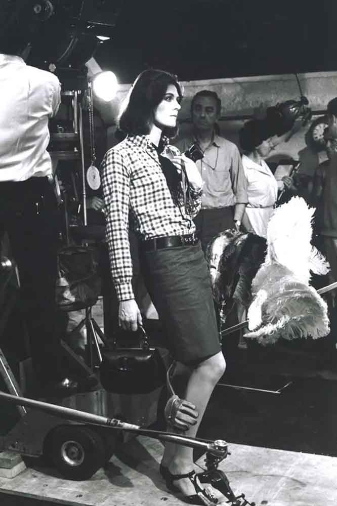 Vanessa Redgrave con una Gucci Bamboo 1947 nel backstage di Blow-Up nel 1966